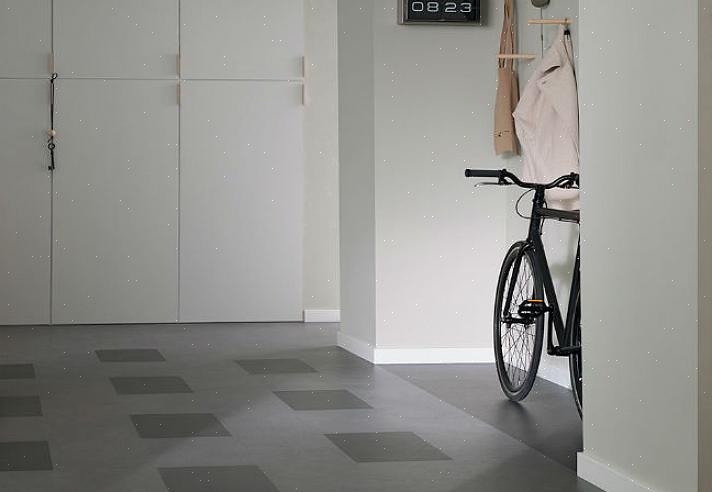 Linoleum skal bare installeres over en helt tørr