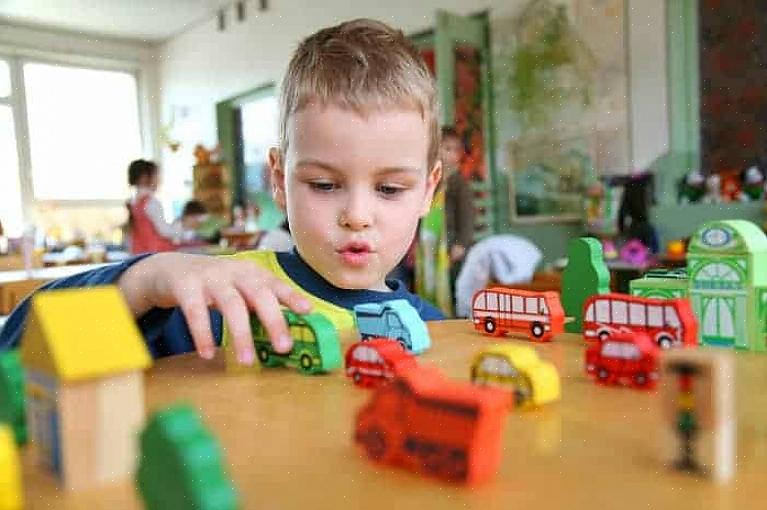 Aldersbestemte leker for småbarn er musikalske leker