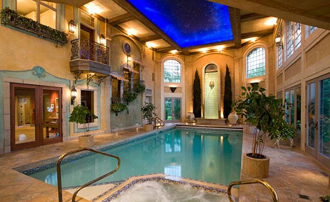 Innendørsbassenget på Hearst Castle kan være et av de mest fantastiske innendørsbassengene du noensinne