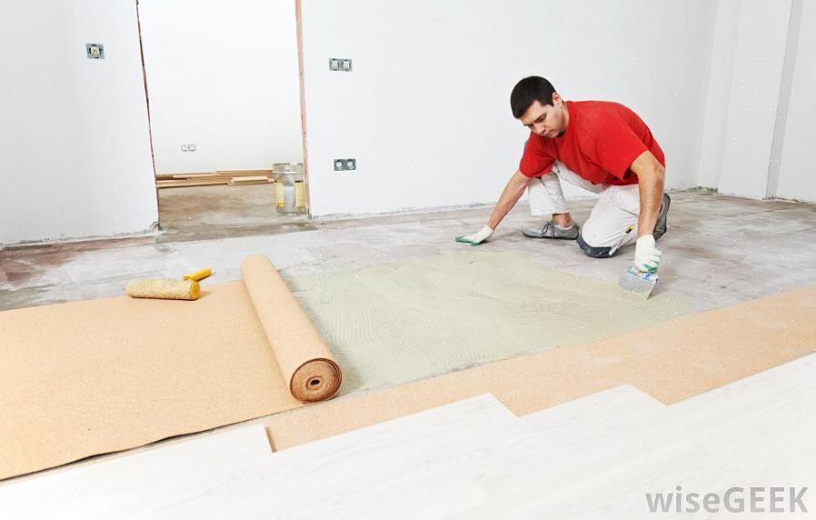 Begrepet broadloom er definert som teppe som er vevd på et bredt vevstol